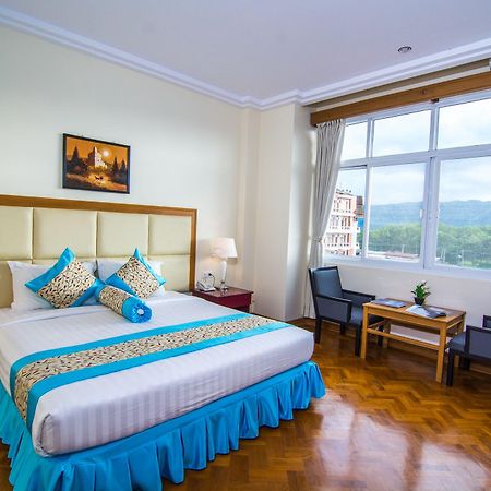 Royal Inlay Hotel Nyaung Shwe Exteriér fotografie