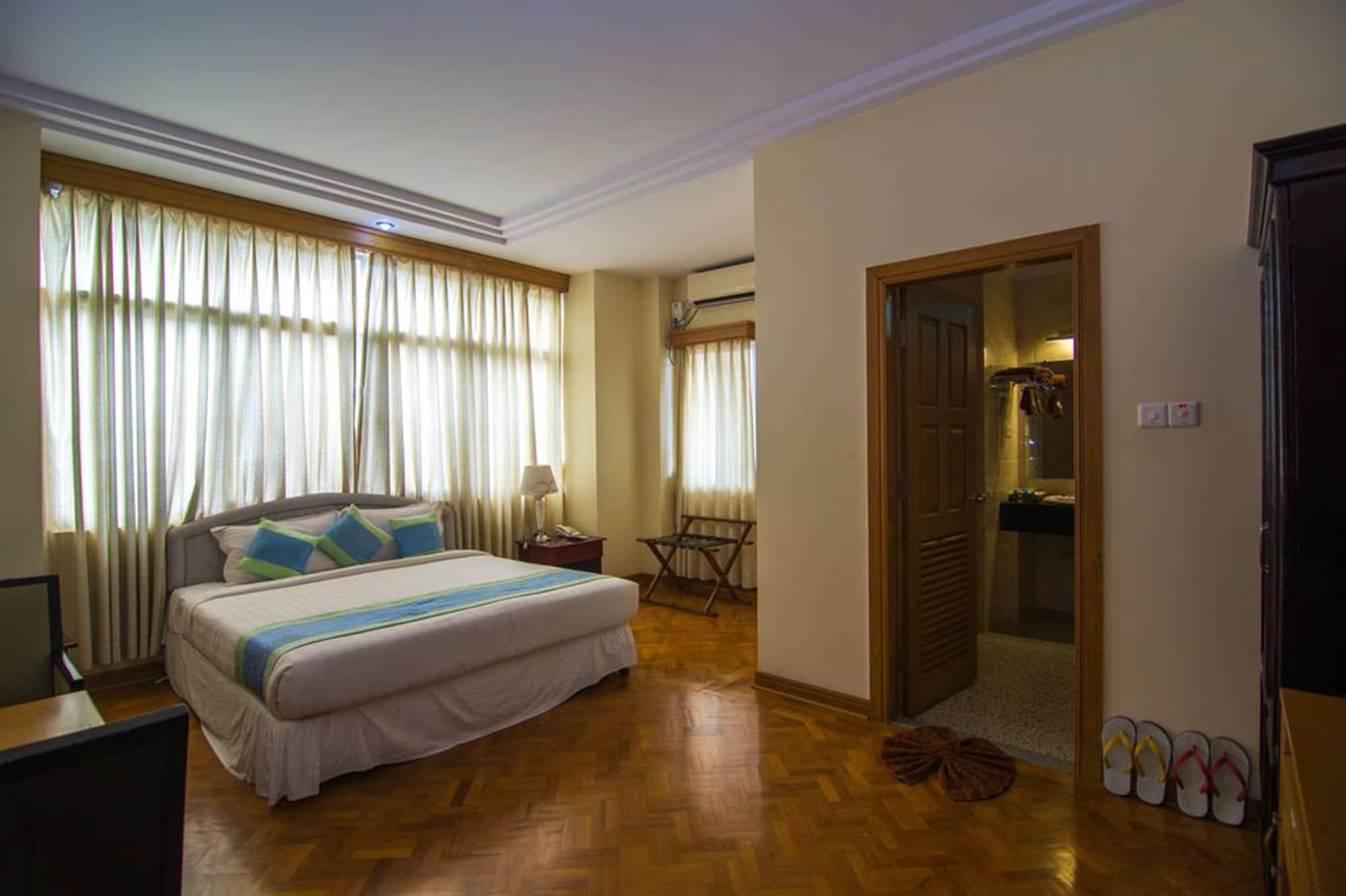 Royal Inlay Hotel Nyaung Shwe Exteriér fotografie