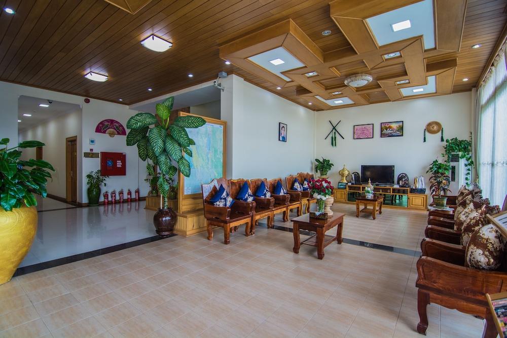 Royal Inlay Hotel Nyaung Shwe Exteriér fotografie