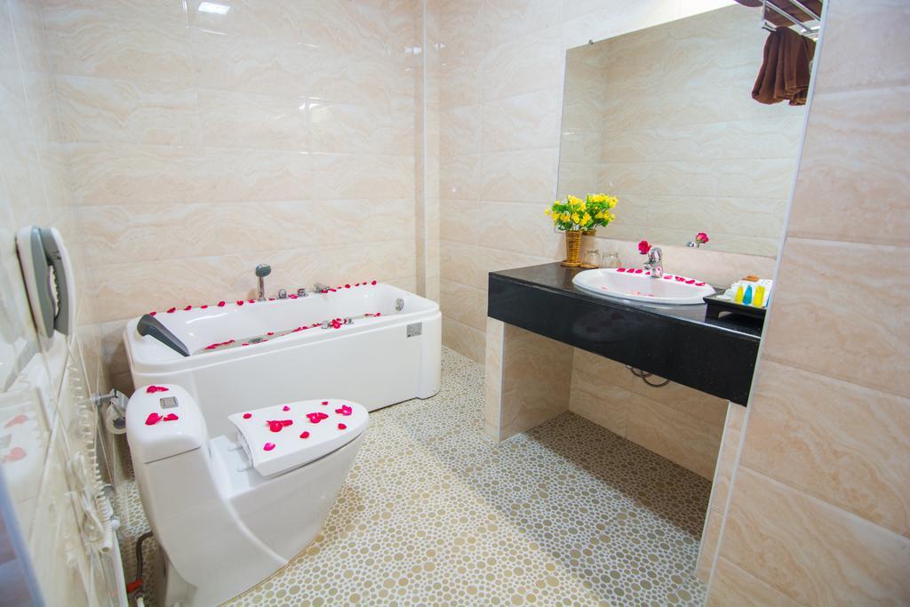 Royal Inlay Hotel Nyaung Shwe Exteriér fotografie