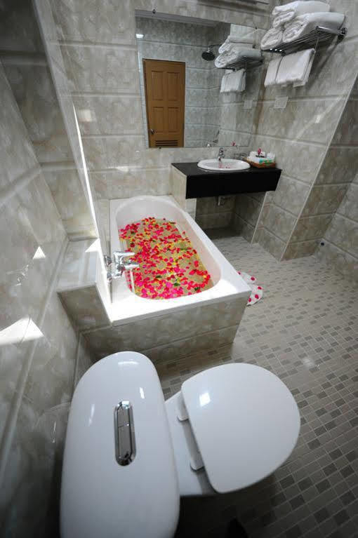 Royal Inlay Hotel Nyaung Shwe Exteriér fotografie