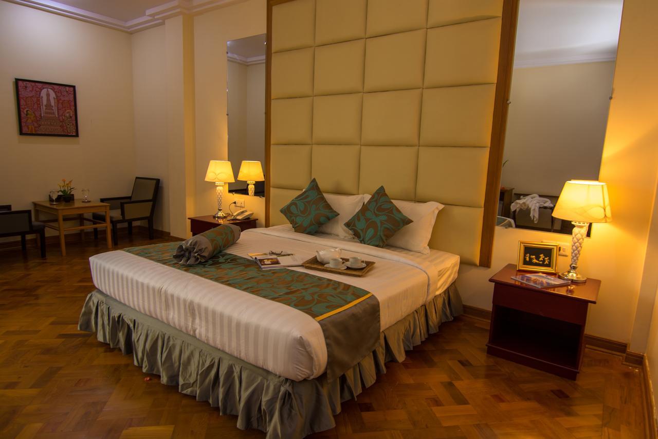 Royal Inlay Hotel Nyaung Shwe Exteriér fotografie