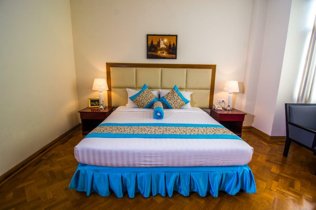 Royal Inlay Hotel Nyaung Shwe Exteriér fotografie