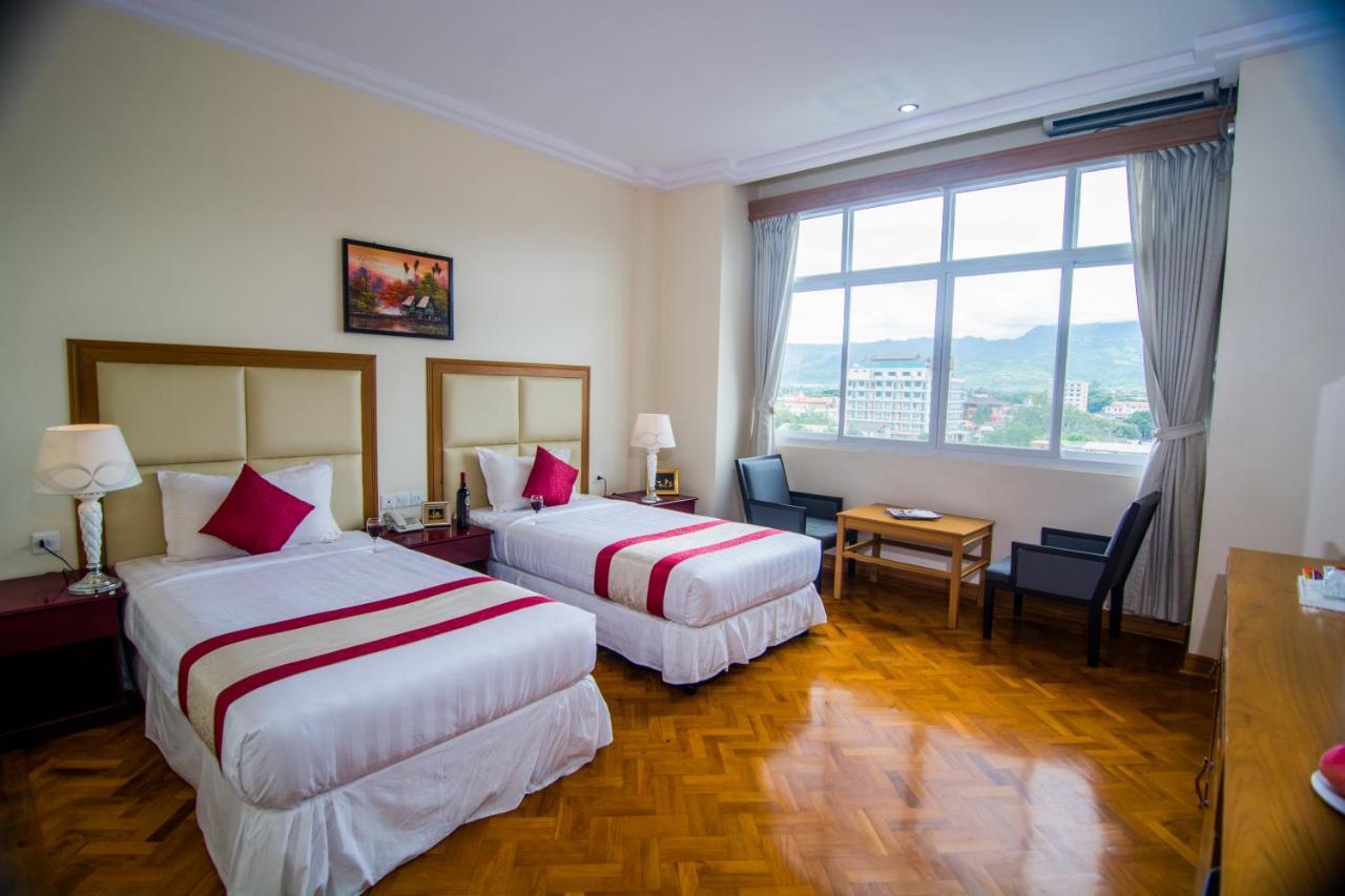 Royal Inlay Hotel Nyaung Shwe Exteriér fotografie